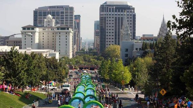 1,000 foot water slide to take over Detroit streets this summer