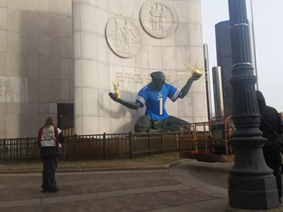 Image: Spirit of Detroit, wearing a Lions jersey