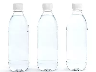 Image: Plastic fibers found in 90 percent of bottled water in the U.S.