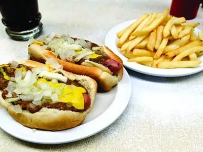 Image: Former Lafayette Coney Island owner dies