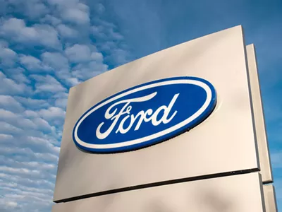 Image: Ford recalls about 58,000 Focus sedans over software flaw