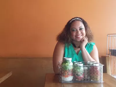 Image: Mimi's Munchies makes healthful, fast food a snap for Detroiters