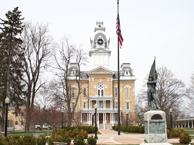Image: Hillsdale offers online history course it claims free of bias