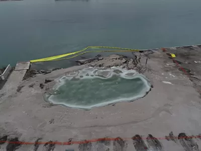 Site of the collapse along the Detroit River.