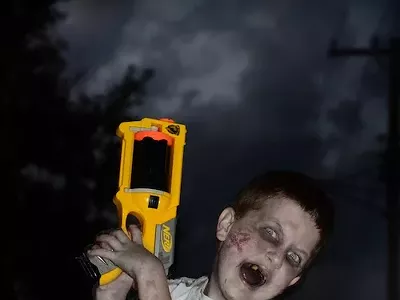 Image: Zombie Nerf warfare to take over Detroit riverfront