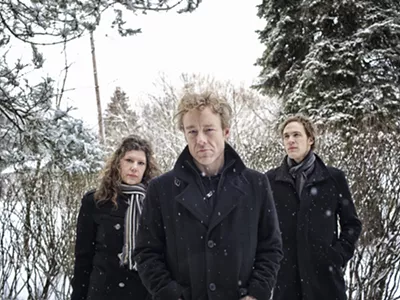 Image: Stop everything: The band Low shares a brand new Christmas song!