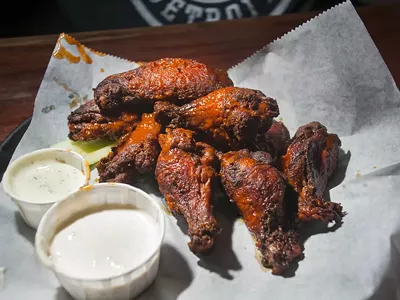 Wings from Sweetwater Tavern.