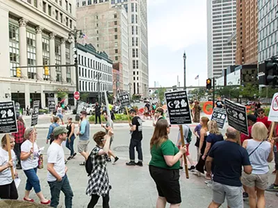 Image: Detroiters march in solidarity with Charlottesville