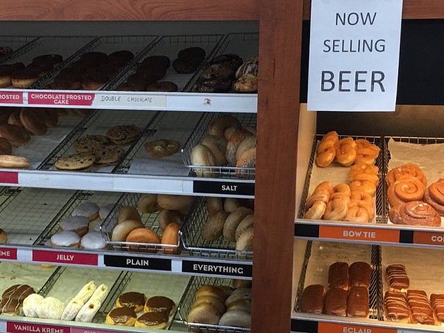A doughnut shop in Warren serves beer now and we are shook
