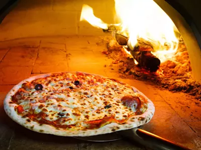 Image: We tried Little Caesar's artisanal wood-fired pizza, and it's actually good