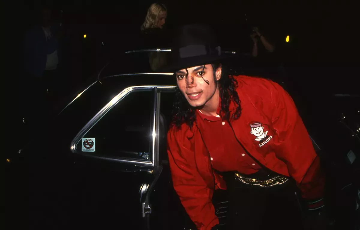 Image: Michael Jackson circa 1990.