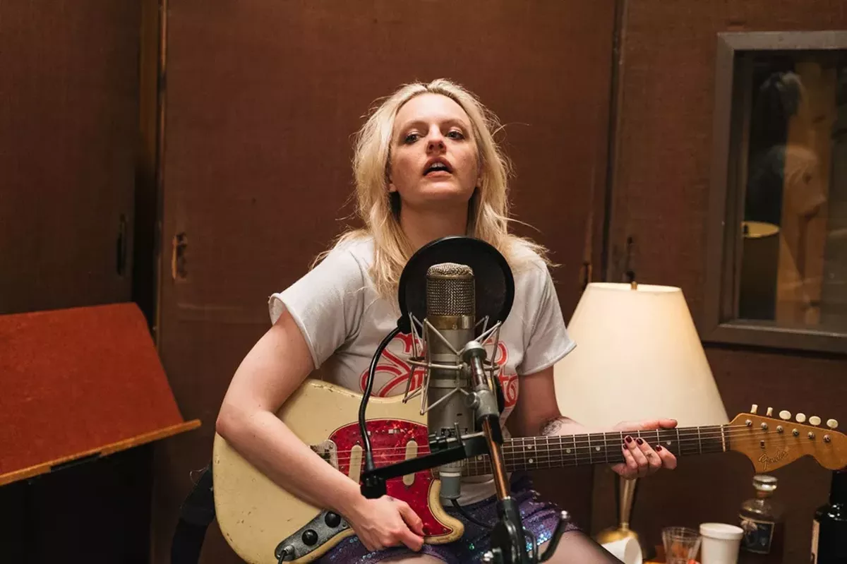 Image: Elisabeth Moss in Her Smell.