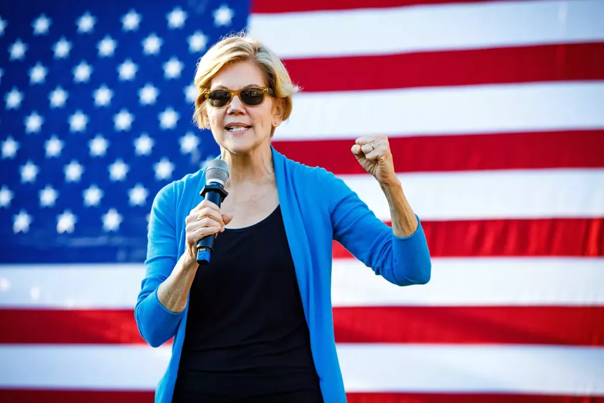Image: Presidential candidate Sen. Elizabeth Warren.