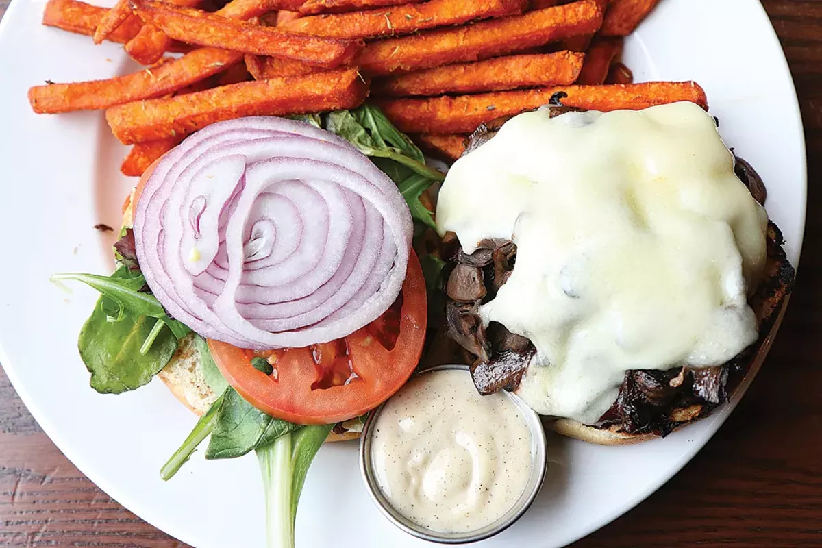Image: Review: The Block restaurant completes a Midtown transformation