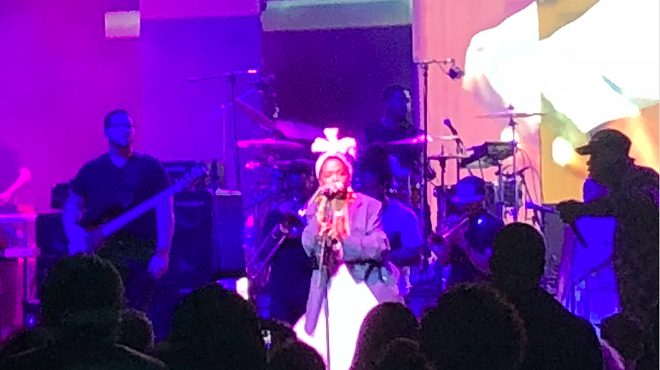 Ms. Lauryn Hill gets the plug pulled at metro Detroit concert