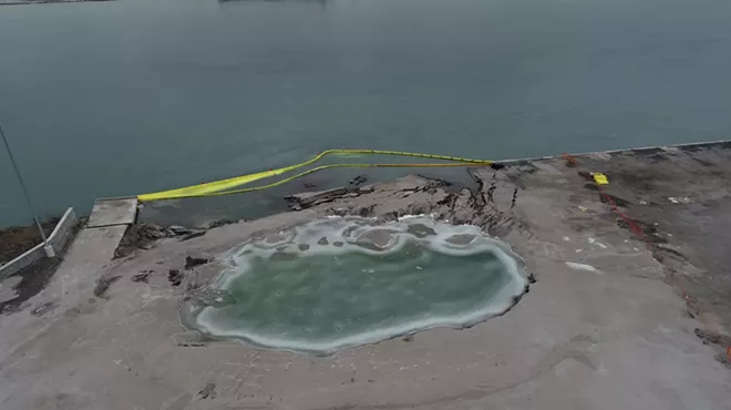 Site of the collapse along the Detroit River.