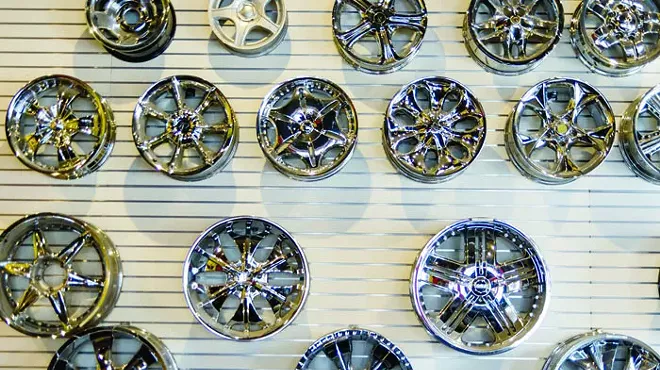 Image: Wheels still spinning at Detroit tire shop