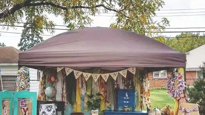 Image: Vintage lovers, this market is for you