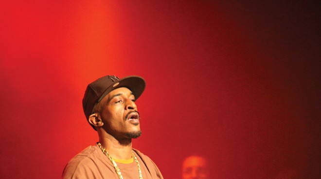 Rakim performing at the Nokia Theatre in New York City in 2008.