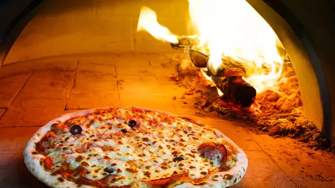 Image: We tried Little Caesar's artisanal wood-fired pizza, and it's actually good