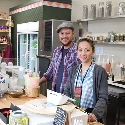 From left: Cedric and Gowhnou Lee at Detroit’s Tou & Mai.