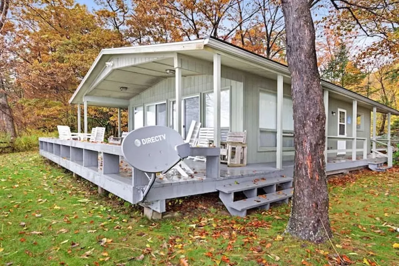 Quaint lakefront cottage in Fennville 6 guests, 2 bedrooms, 6 beds, 1 bath $469 per night If Lake Michigan is among your top three Great Lakes, look no further than this quaint lakefront cottage in Fennville which offers stunning lake views. This home has everything you need for a perfect getaway. Outside there is a private hot tub, and lakefront firepit. The cabin is a short drive from Saugatuck and South Haven. Photos via Airbnb.com