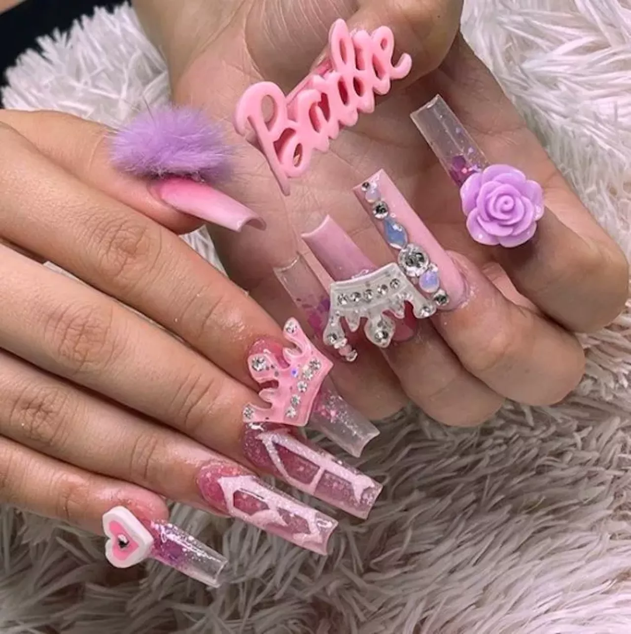 @Nailsbylauren_e