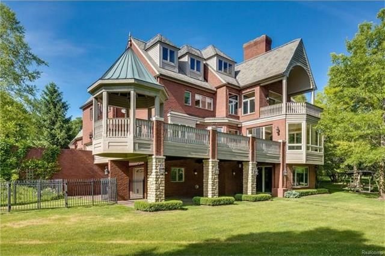 1080 Collins Ct, Oakland Twp
$1,490,000
6 beds, 5 full, 2 half baths, 7,287 sq ft
OK, this place looks like a god dammed fairy tale home. The natural light from the big windows is gorgeous and the brige that goes over a pond is something out of a movie. 
