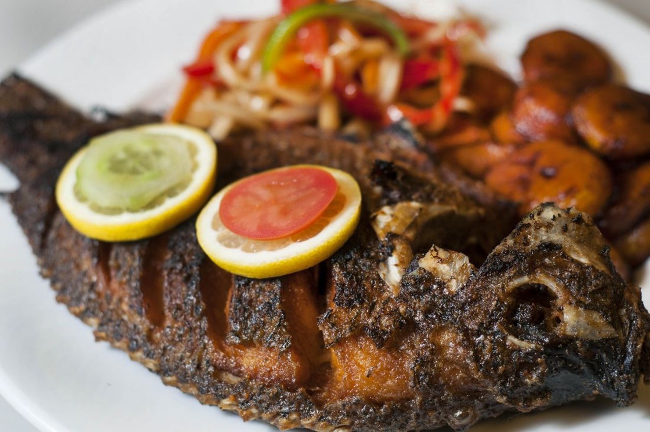 Grilled tilapia with plantains