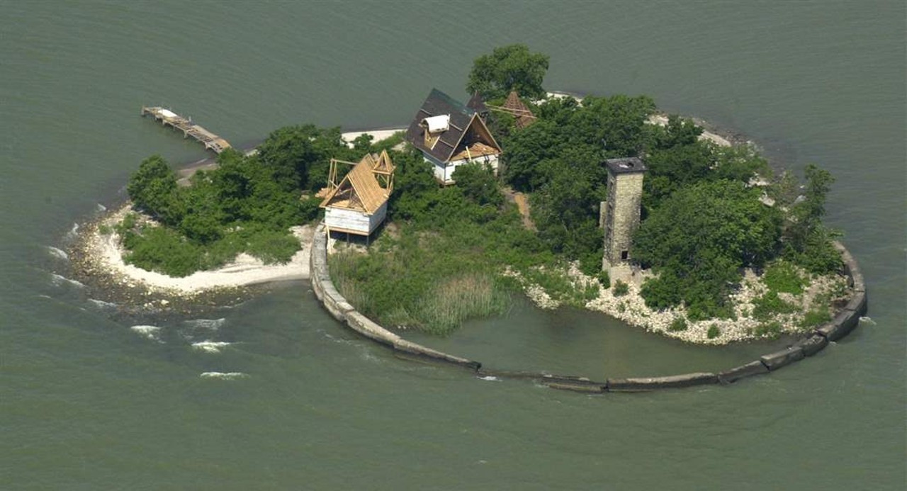 Turtle Island
Toledo, Ohio, Lake Erie MI
Island in the western part of Lake Erie and between Michigan and Ohio. It carries remains of abandoned structures. The miami tribe used the island to gather seagull eggs and was sold at auction in 1827 after the War of 1812. A bigger lighthouse was added and closed in 1904. In 1965, a tornado destroyed the lighthouse and the Supreme court ruled that with the lighthouse facing Ohio and north part leaning more toward Michigan, it should be shared between the two states. Visitors can still find the remains of the lighthouse upon visiting the island. 
Photo via toledoblade.com