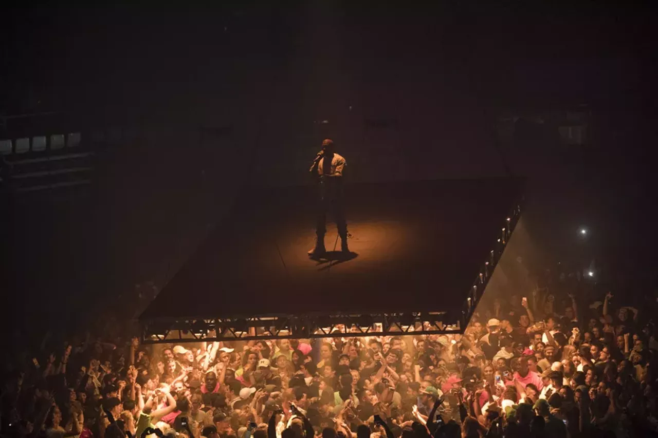 Image: 15 photos of Kanye West's spaceship @ Joe Louis Arena