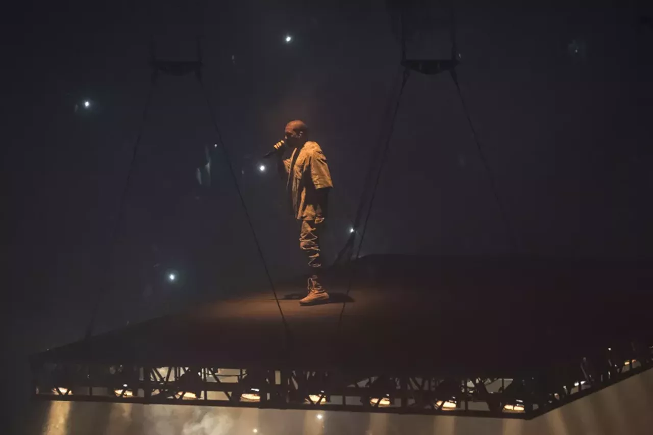 Image: 15 photos of Kanye West's spaceship @ Joe Louis Arena