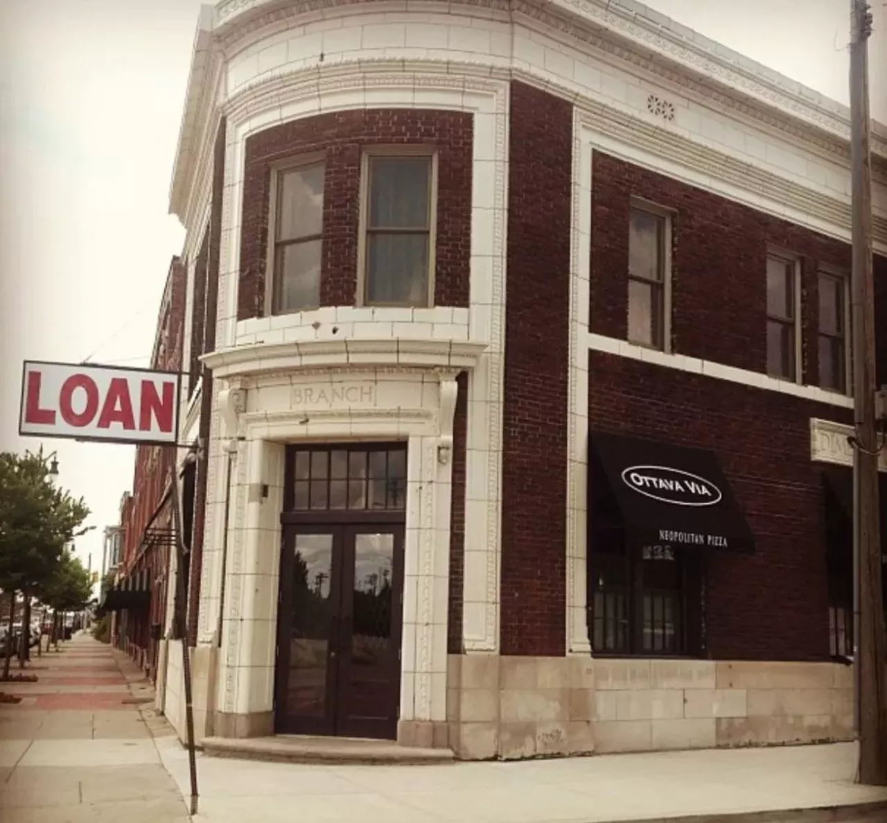 Ottava Via 1400 Michigan Ave., Detroit; 313-962-5500 Get homemade Italian dishes in an inviting setting in the middle of Corktown. Ottava Via also offers summertime patio seating and an outdoor Bocce Ball court is available. <Photo via Instagram, Ottava Via