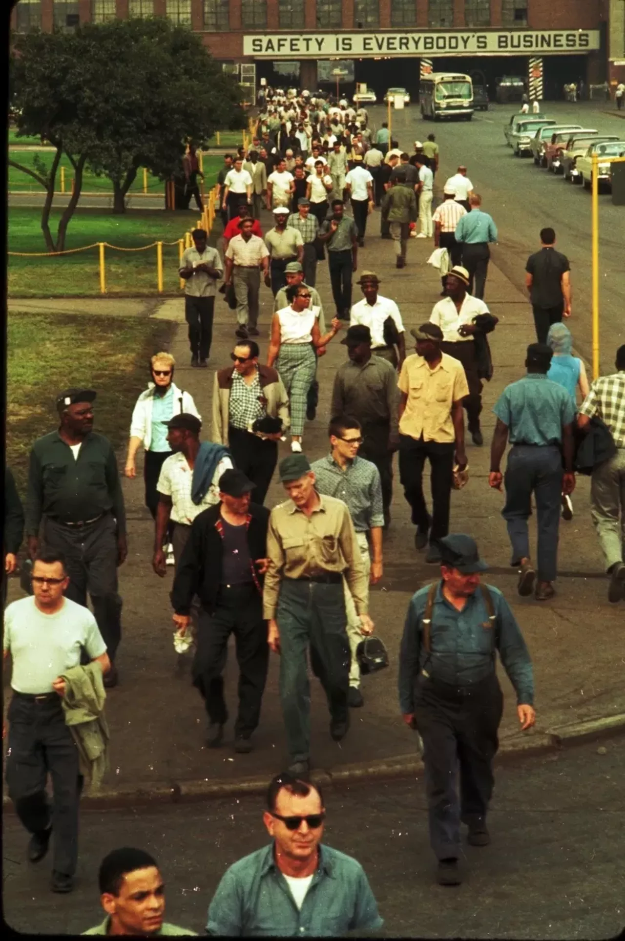 Employees from Virtual Motor City (Photo credit: Detroit News Collection, Walter P. Reuther Library, Wayne State University)