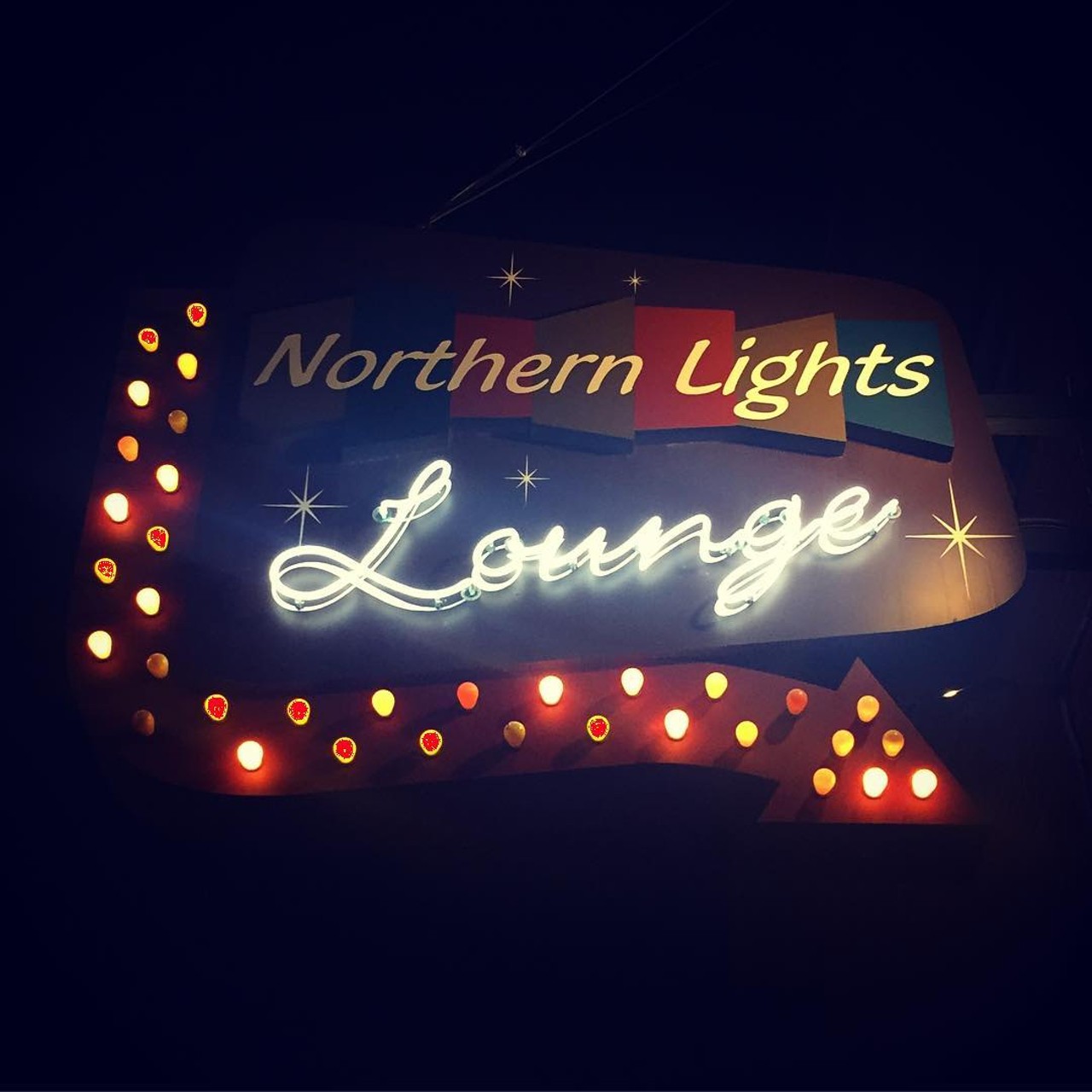 Northern Lights Lounge
660 W Baltimore St, Detroit
(313)-873-1739
With a great happy hour ($2 domestic bottles!) and an awesome outdoor patio, escape the political landscape in this cute little bar.
Photo via IG user @daizylibra