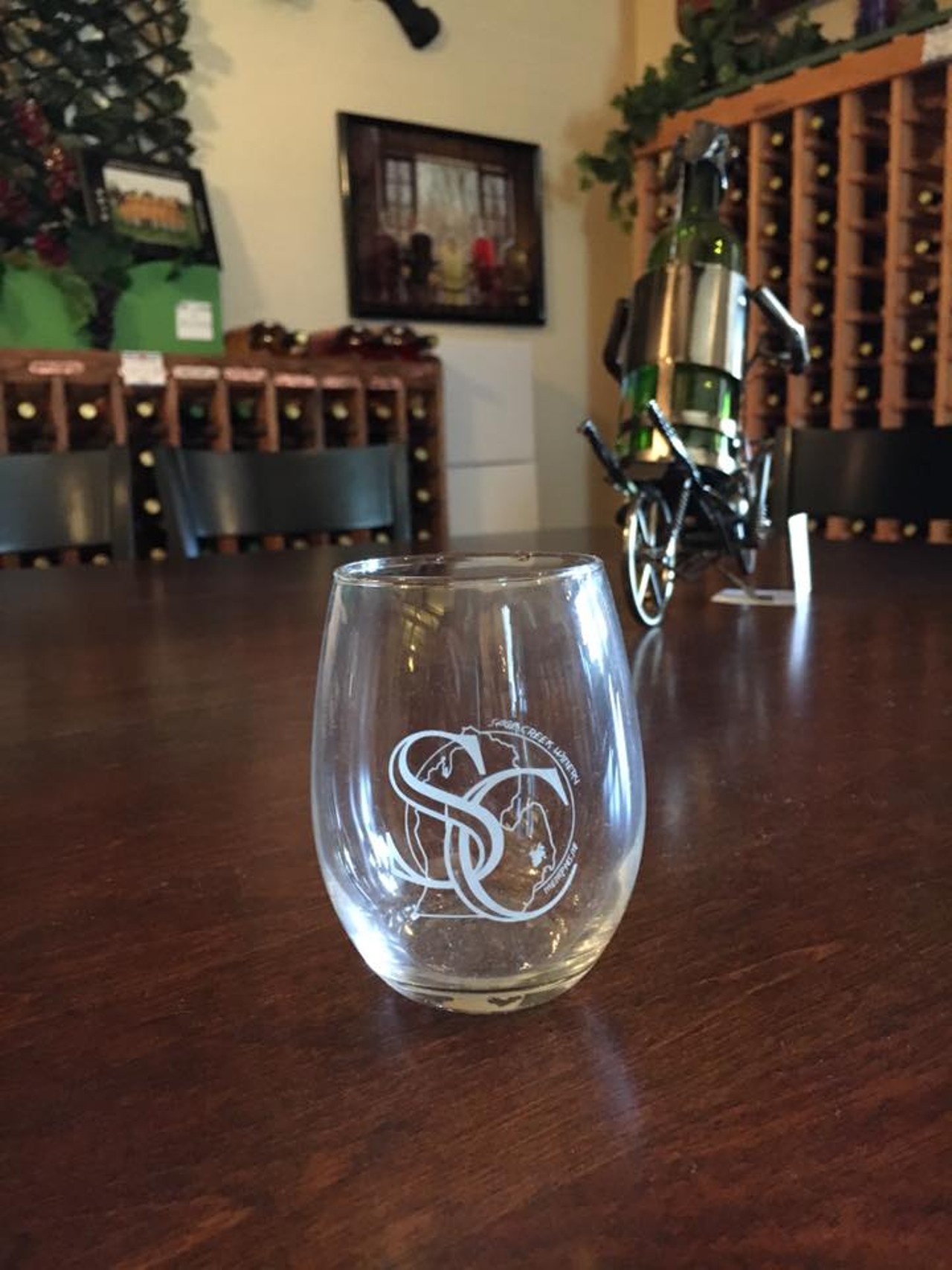 Sage Creek Winery, Memphis
This welcoming winery features classic varieties and original blends, served with small town hospitality in their cozy Memphis tasting room. Part of the Thumbs Up Wine Trail. (Photo Credit: Sage Creek Winery via Facebook)