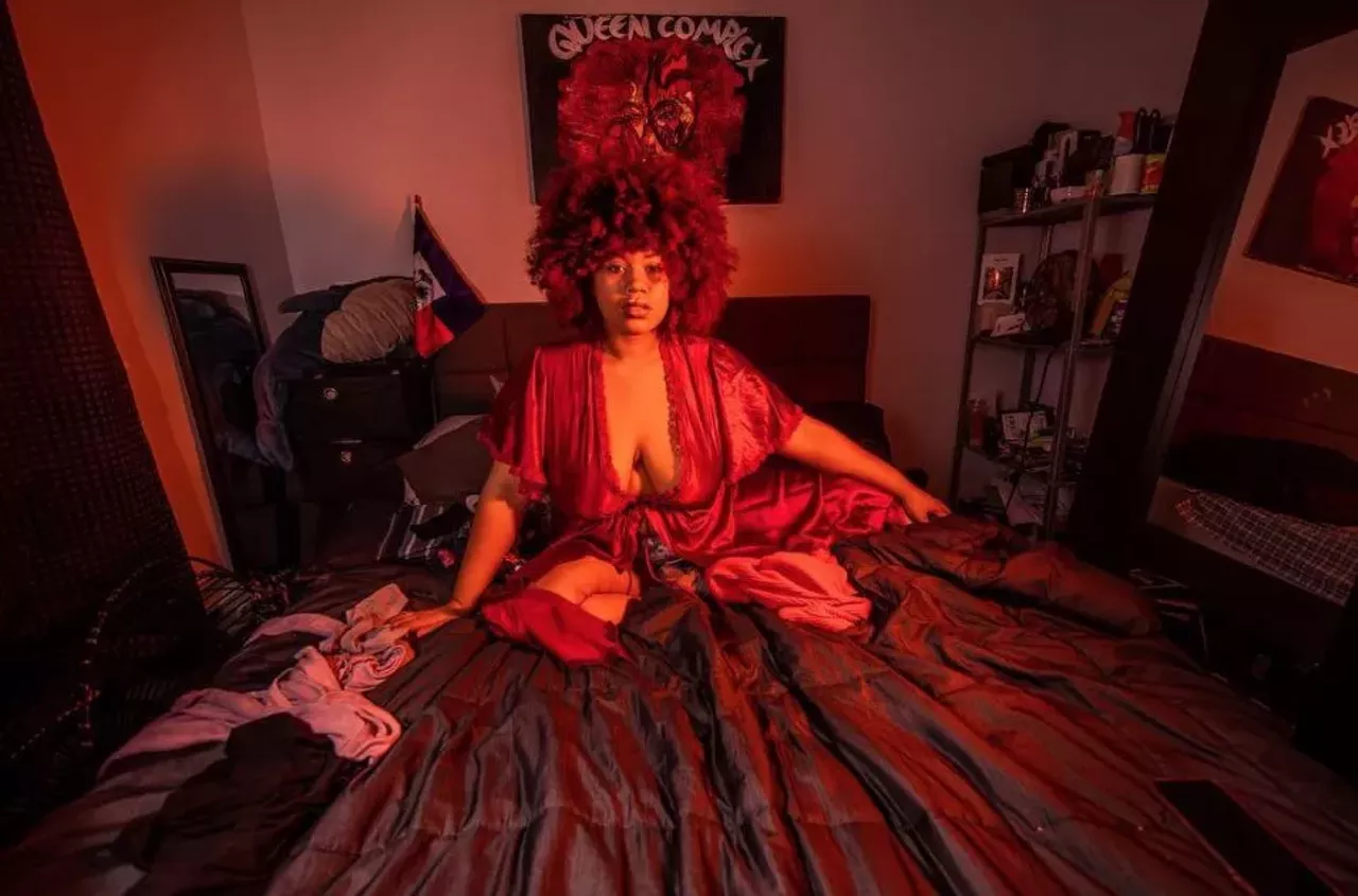 Queen Complex | @franchescalamarre 