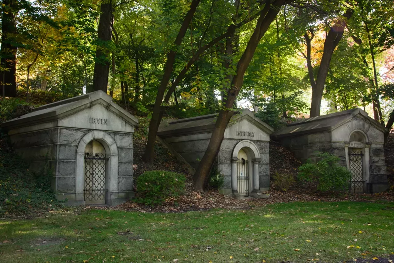 Image: 20 Images From Detroit's Historic Cemeteries