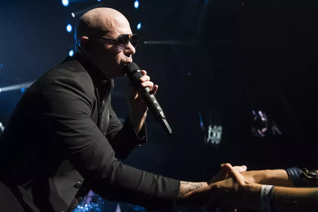 Image: 20 photos from Pitbull and Prince Royce @ DTE that are hot, hot, hot