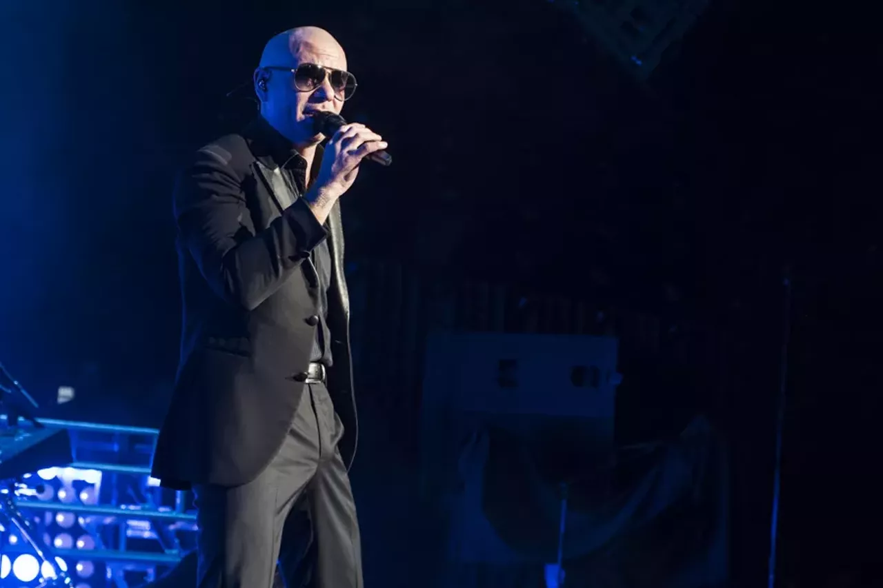 Image: 20 photos from Pitbull and Prince Royce @ DTE that are hot, hot, hot