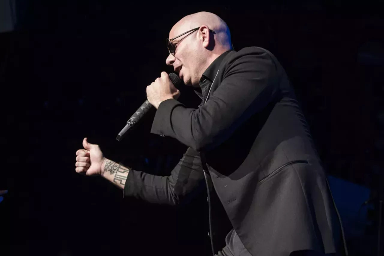 Image: 20 photos from Pitbull and Prince Royce @ DTE that are hot, hot, hot