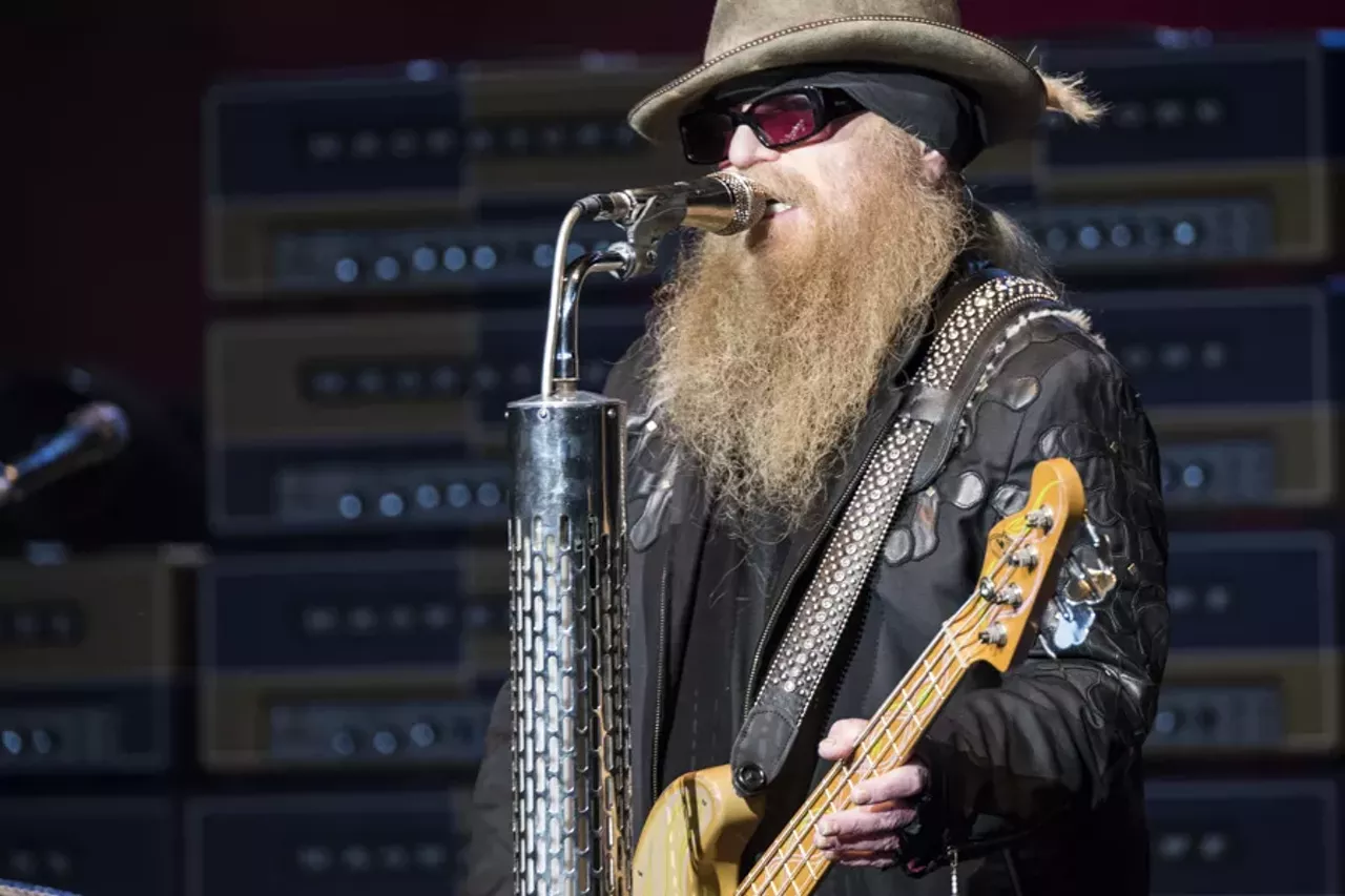 Image: 20 sharp-dressed photos from ZZ Top @ DTE