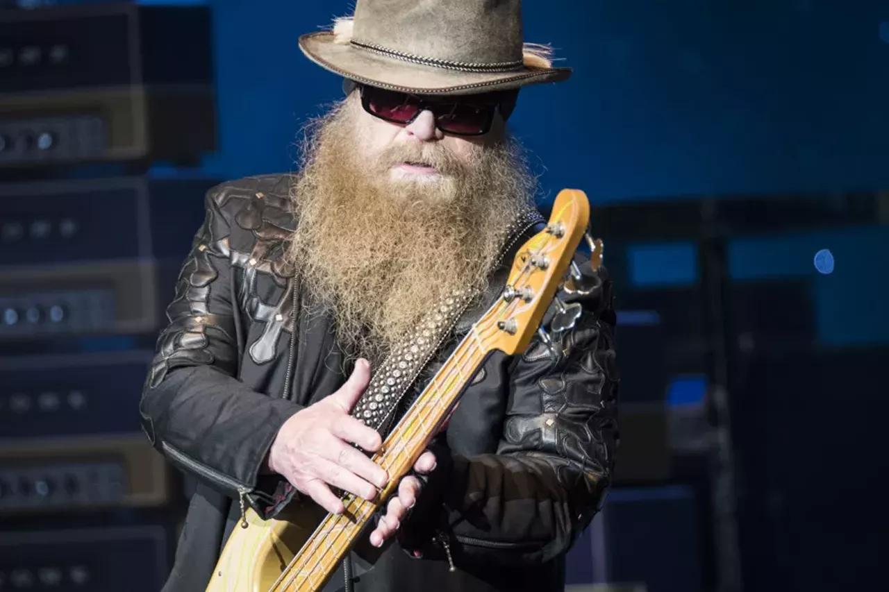 Image: 20 sharp-dressed photos from ZZ Top @ DTE