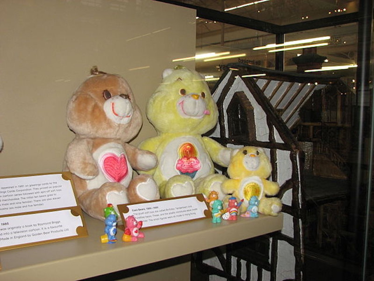 Care Bears debut as plush toys.
The characters were introduced in 1981 in an American Greetings card, and became plush toys in 1983.