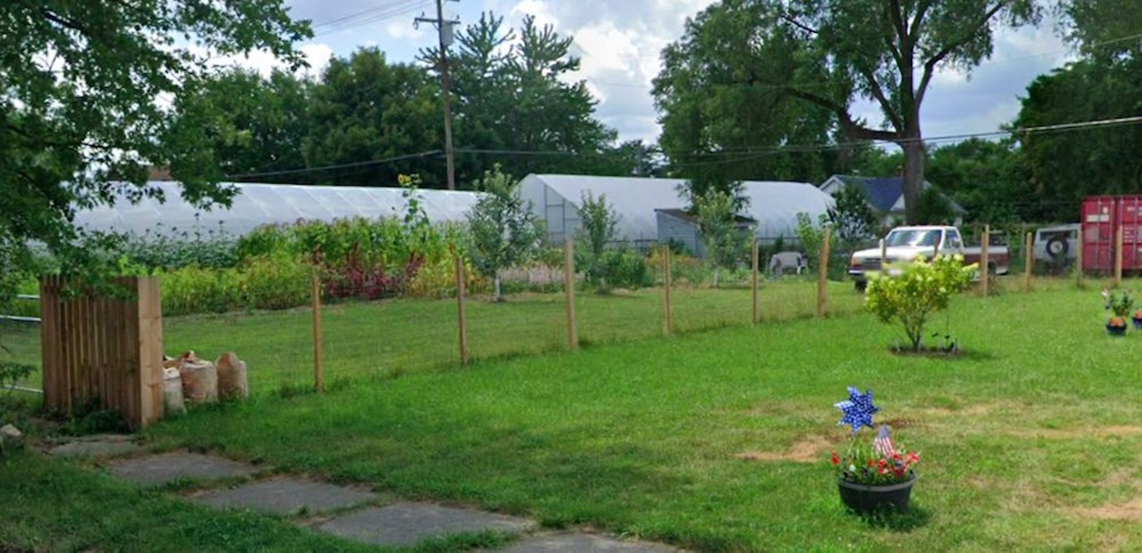 City Commons CSA
620 Chandler St., Detroit; 509-540-2769;  citycommoncsa.com
City Commons has grown to serve seven different farms and over 100 households in Detroit since 2012. Customers also have the choice to order produce online for pickup.
Photo via Google Maps 