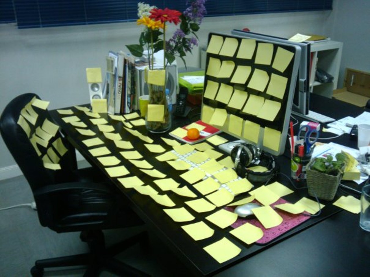 Sticky notes: handy yet annoying as shit when they're everywhere. (Photo via Flickr user 5gig)