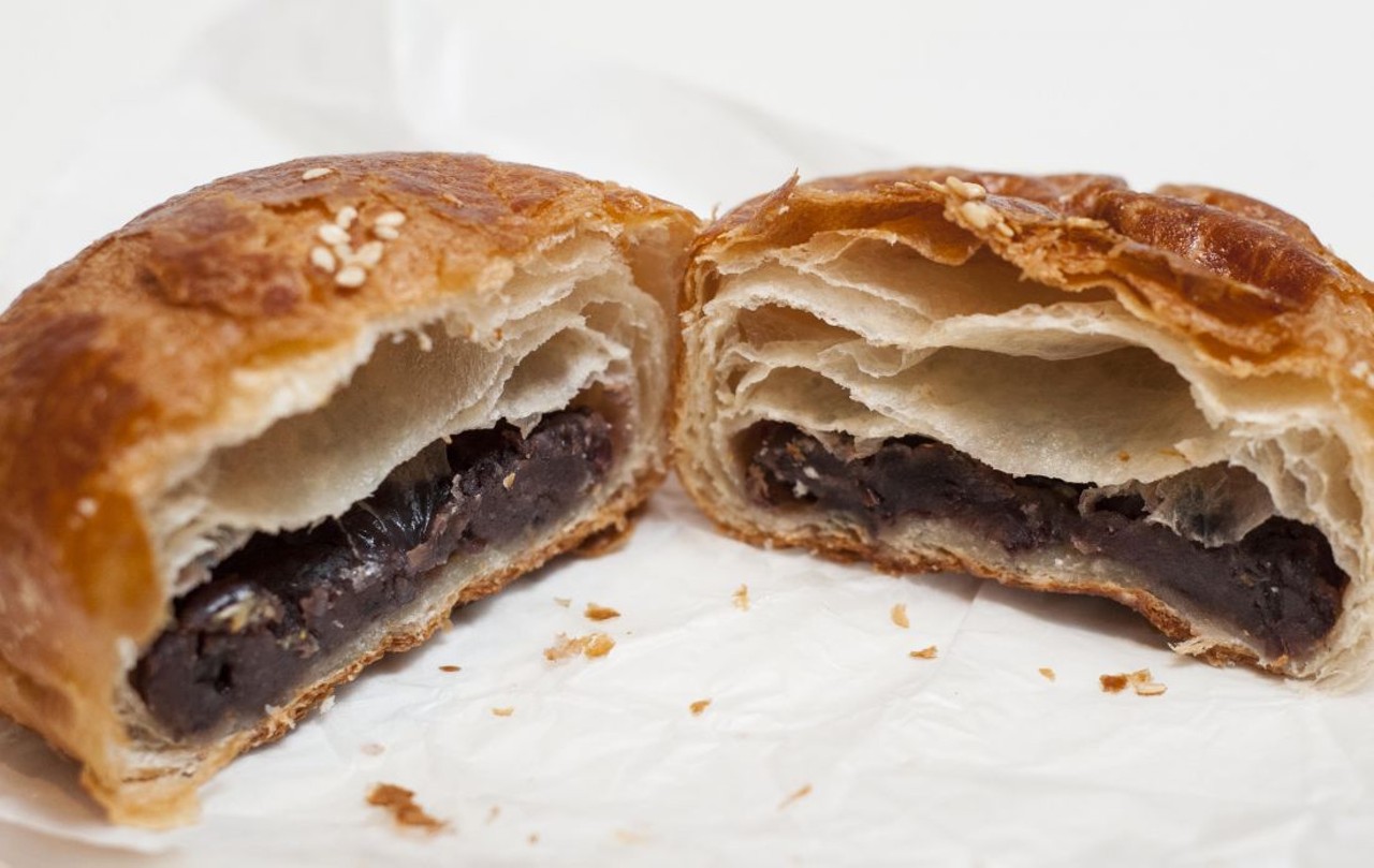 An Pan Pie with chunky bean paste