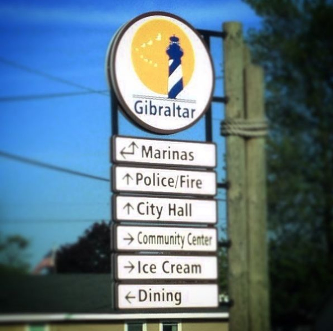 Gibraltar
32 minutes from Detroit
A nice little city located right where the Detroit River meets Lake Erie, Gibraltar is home to many scenic waterside views and a welcoming small-town atmosphere. When not enjoying yourself on the water, headtown the one of the many great restaurants or clubs, or head to the countryside to take in the sights at Kennedy Park. Photo via IG user @davidsyck.&nbsp;