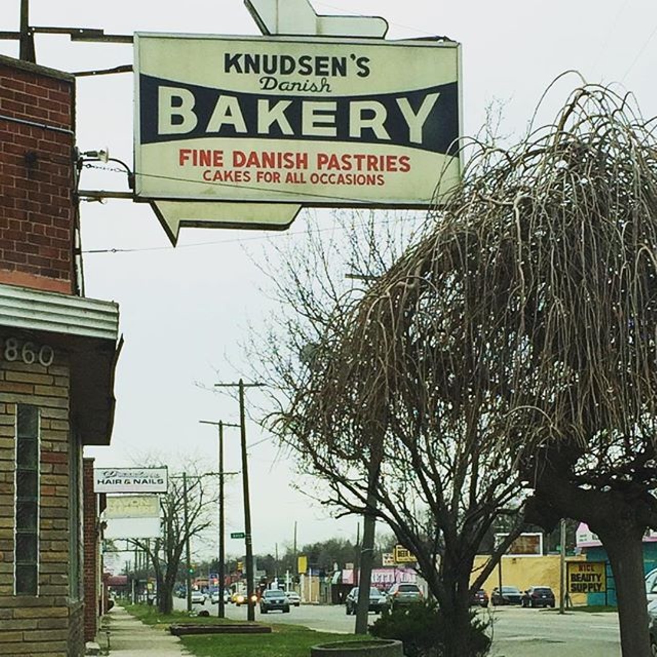 Knudsens Danish Bakery
18601 W McNichols Rd., Detroit; 313-535-0323
When it comes to cakes, there are so many different combinations to try, and Knudsens is the place to do it. Knudsens&#146; selection ranges from yummy paczki to gooey cinnamon rolls to their famous danishes. Pro tip: the buttercream frosting at Knudsens is said to be magical. 
Photo via Instagram user @edwinfabre