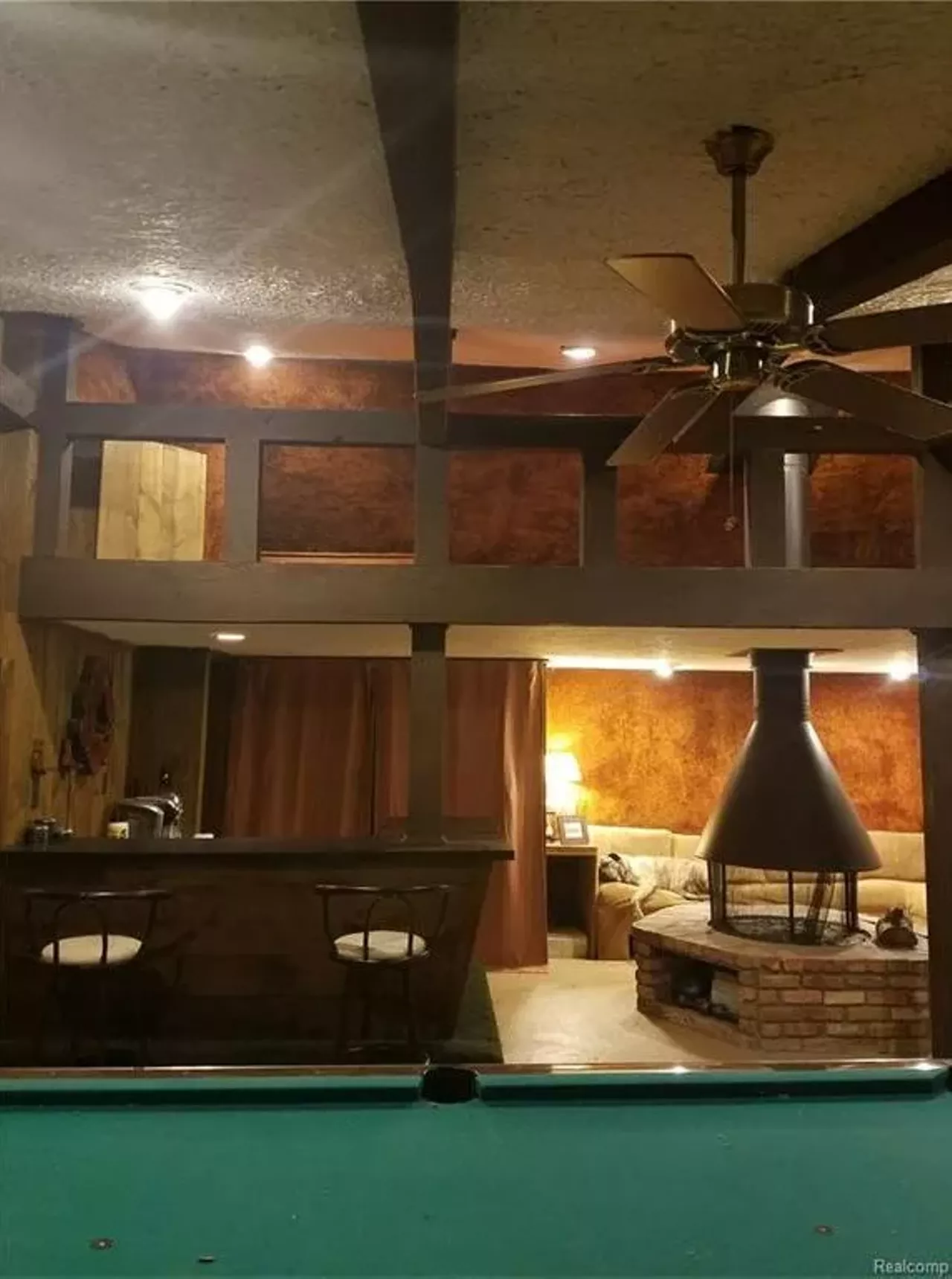 Image: 23 photos of 'Creem' magazine founder &#146;70s-style rock &#146;n&#146; roll party house that is for sale